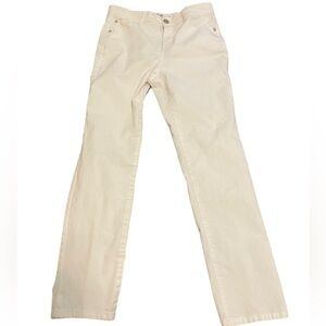 Style and co brand. petite white color size 4p.